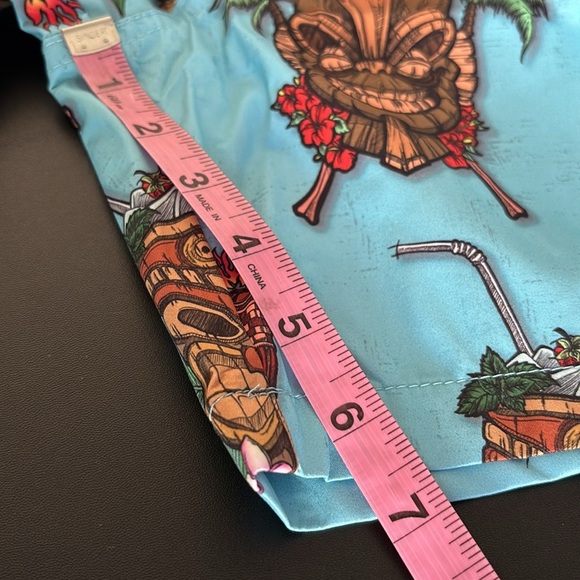 Psycho Tuna Tiki Cocktail Party,hip pockets,elastic drawcord, unlined,quick dry - Picture 7 of 8